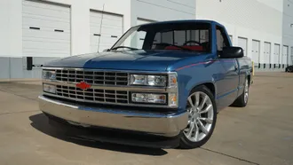 1990 Chevrolet C1500 photo 3