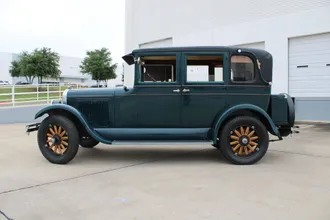 1927 Oldsmobile Sedan photo 6