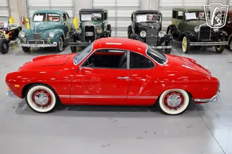 1968 Volkswagen Karmann Ghia photo 6