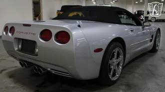 2002 Chevrolet Corvette photo 5