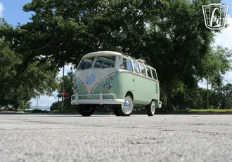 1974 Volkswagen Samba photo 3
