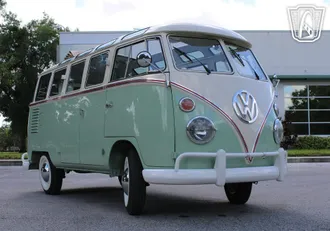 1974 Volkswagen Samba photo 6