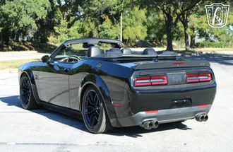2020 Dodge Challenger photo 7
