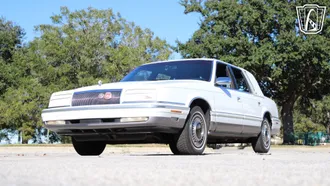 1993 Chrysler New Yorker photo 2