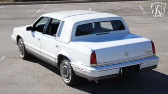1993 Chrysler New Yorker photo 7