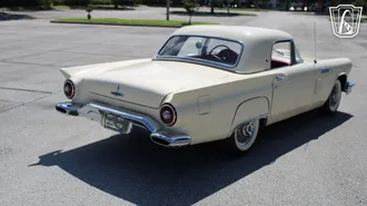 1957 Ford Thunderbird photo 5