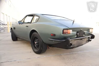 1976 Aston Martin V8 photo 7