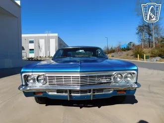 1966 Chevrolet Impala photo 4