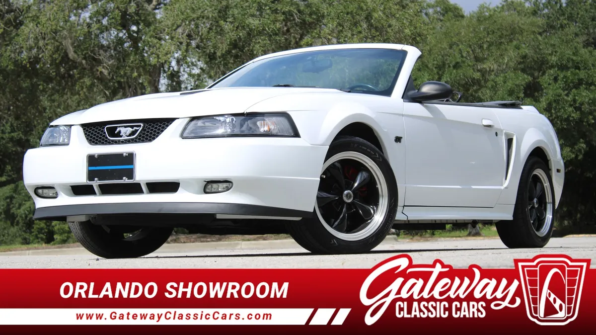 2000 Ford Mustang