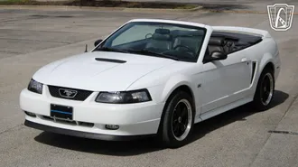 2000 Ford Mustang photo 4