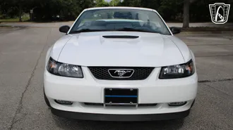 2000 Ford Mustang photo 6