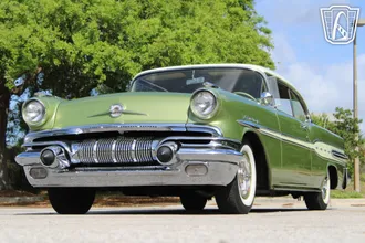 1957 Pontiac Star Chief photo 3