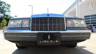 1986 Lincoln Mark VII photo 2