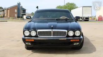 1995 Jaguar XJ6 photo 3
