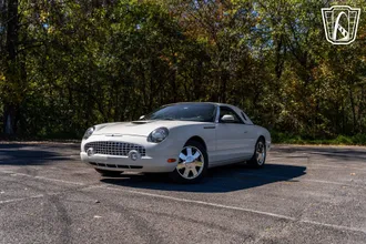 2002 Ford Thunderbird photo 6