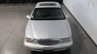 1996 Lincoln Continental photo 5