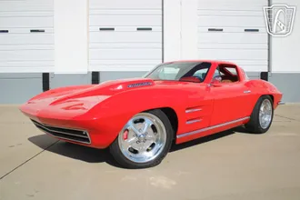 1963 Chevrolet Corvette photo 4