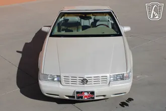 2002 Cadillac Eldorado photo 6
