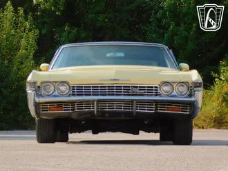 1968 Chevrolet Impala photo 2