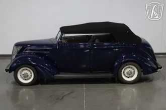 1937 Ford Phaeton photo 6