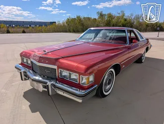 1976 Buick Riviera photo 2