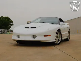 1996 Pontiac Firebird photo 4