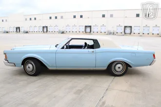 1970 Lincoln Mark III photo 3