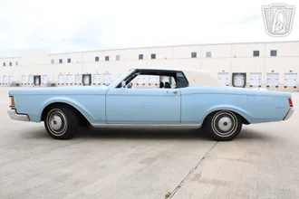 1970 Lincoln Mark III photo 4