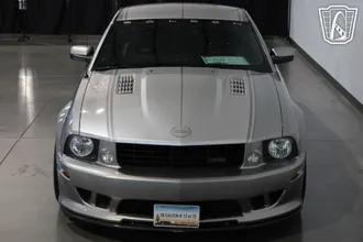 2008 Ford Mustang photo 4
