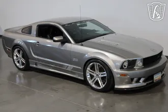 2008 Ford Mustang photo 5