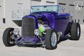 1932 Ford Hot Rod / Hi-Boy photo 2