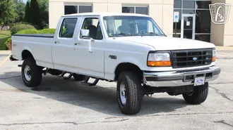 1997 Ford F-350 photo 2