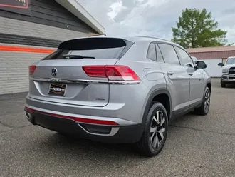 2022 Volkswagen Atlas Cross Sport photo 5