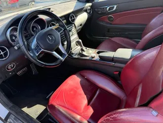 2015 Mercedes-Benz SLK photo 3