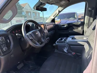 2022 Chevrolet Silverado 1500 photo 3