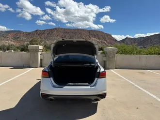 2019 Nissan Altima photo 7