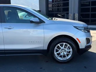 2022 Chevrolet Equinox photo 3
