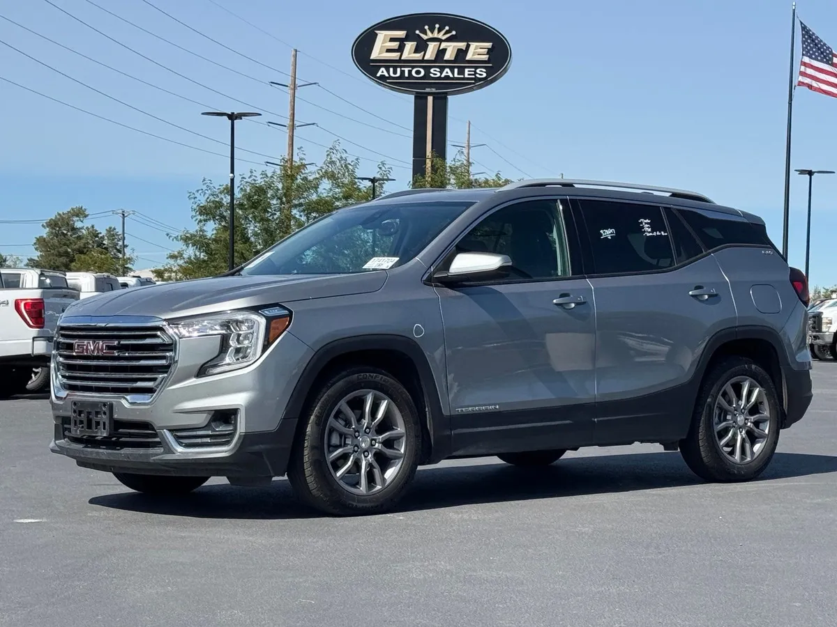2024 GMC Terrain SLT
