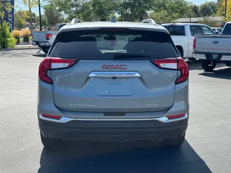2024 GMC Terrain photo 6