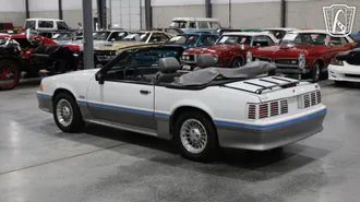 1988 Ford Mustang photo 3