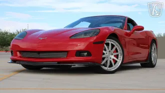 2005 Chevrolet Corvette photo 2