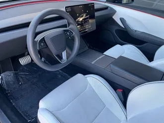 2024 Tesla Model 3 Performance photo 2