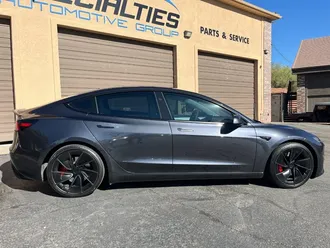 2024 Tesla Model 3 Performance photo 6