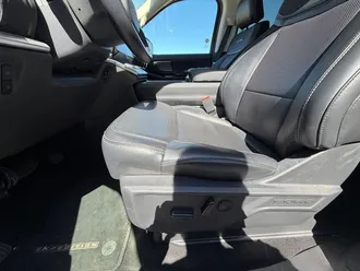 2025 Ford Expedition Max photo 6
