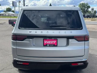 2025 Jeep Wagoneer L photo 7