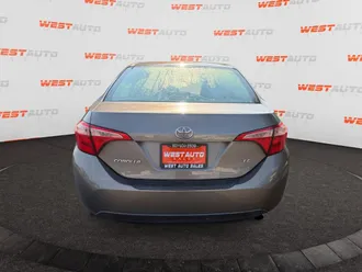 2017 Toyota Corolla photo 4