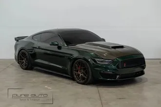 2016 Ford Mustang photo 2