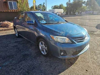 2013 Toyota Corolla photo 3