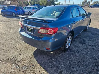 2013 Toyota Corolla photo 5