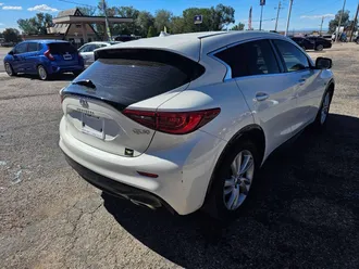 2018 Infiniti QX30 photo 5